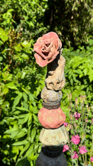 Eva Vanmol - Totem 'Rosie Mae' (Detail)(Ceramic)